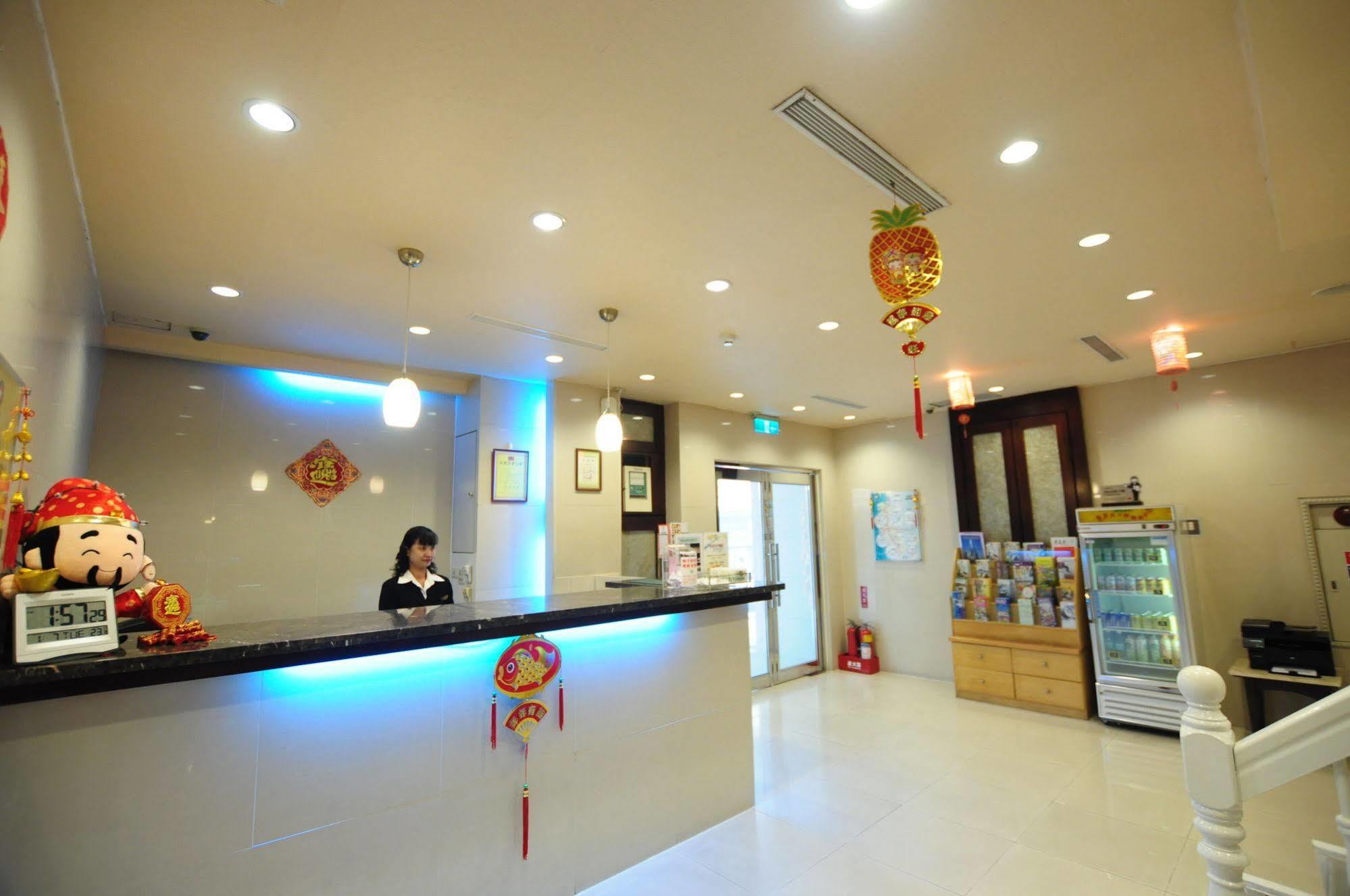 โรงแรม คายเนส วู่ เจีย เกาสง ภายนอก รูปภาพ